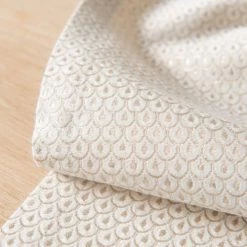 Maisons Du Monde Chemin De Table Noël Chemin De Table En Coton à Motifs Dorés 40x150 -Tabliers et torchons Soldes chemin de table en coton a motifs dores 40x150 1000 11 15 197840 2