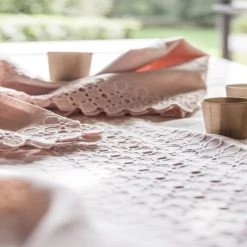 Alexandre Turpault Chemins De Table Chemin De Table En Lin Rose 55x150 -Tabliers et torchons Soldes chemin de table en lin rose 55x150 4