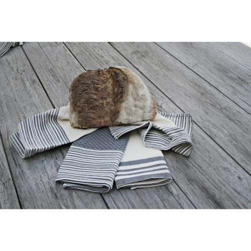 Febronie Tabliers Et Torchons Set 3 Torchons - 60 X 40 Cm - Écru Et Doré 4 Febronie Tabliers Et Torchons Set 3 Torchons - 60 X 40 Cm - Écru Et Doré – Image 4