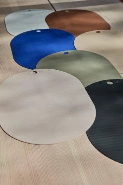 OYOY Living Design Sets De Table Set De Table Bleu En Silicone 33x46cm - Lot De 2 -Tabliers et torchons Soldes set de table bleu en silicone 33x46cm lot de 2 3