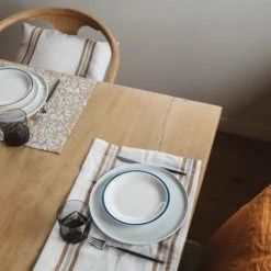 Gabrielle Paris Sets De Table Set De Table En Lin Lavé Large Rayures Beige/blanc 35x50 8 Gabrielle Paris Sets De Table Set De Table En Lin Lavé Large Rayures Beige/blanc 35x50 -Tabliers et torchons Soldes set de table en lin lave large rayures beige blanc 35x50 4