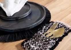 Bazar Bizar Sets De Table Set De Table Rond Alang Alang Noir -Tabliers et torchons Soldes set de table rond alang alang noir 2