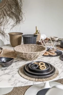 Bazar Bizar Sets De Table Set De Table Rond En Herbe Alang Alang Naturel -Tabliers et torchons Soldes set de table rond en herbe alang alang naturel 2