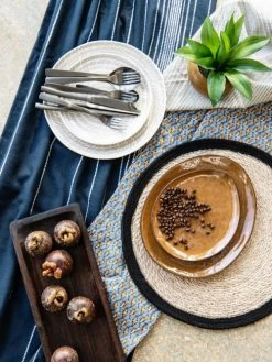 Maisons Du Monde Sets De Table Set De Table Rond En Jute Noir - Lot De 2 -Tabliers et torchons Soldes set de table rond en jute noir 1000 3 34 172808 10