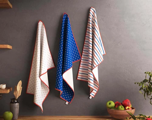 Coco Pistache Tabliers Et Torchons Torchon Coton Rouge Et Beige Tricolore Pois 60x40 2 Coco Pistache Tabliers Et Torchons Torchon Coton Rouge Et Beige Tricolore Pois 60x40 – Image 2