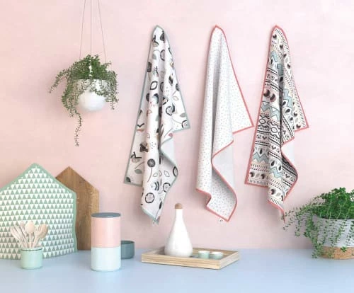 Coco Pistache Tabliers Et Torchons Torchon En Coton Pastel Frise Florale 60x40 2 Coco Pistache Tabliers Et Torchons Torchon En Coton Pastel Frise Florale 60x40 – Image 2